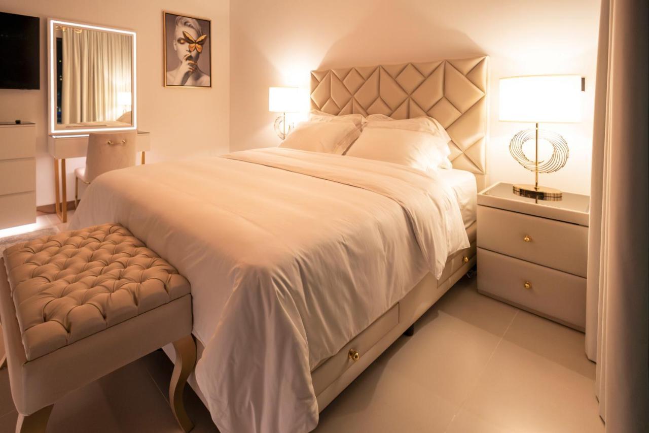 Vida Dubai Marina & Yacht Club , Hotel And Residences , Luxurious 2Br Екстер'єр фото
