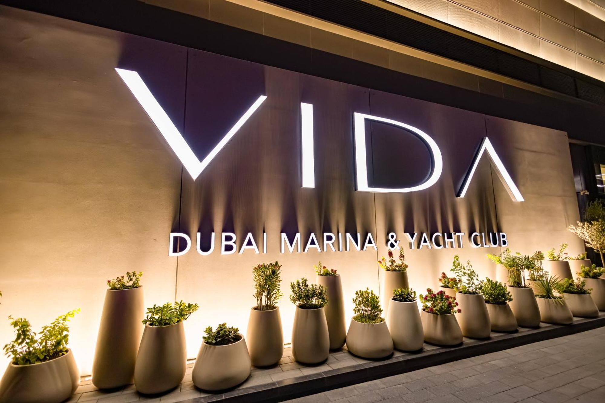 Vida Dubai Marina & Yacht Club , Hotel And Residences , Luxurious 2Br Екстер'єр фото